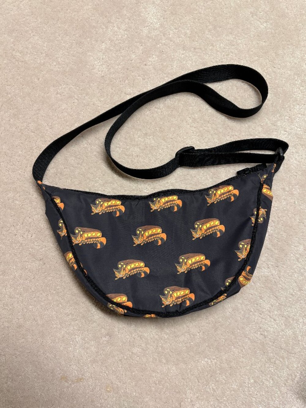 Uniqlo X Studio Ghibli My Neighbor Totoro Catbus pattern shoulder bag